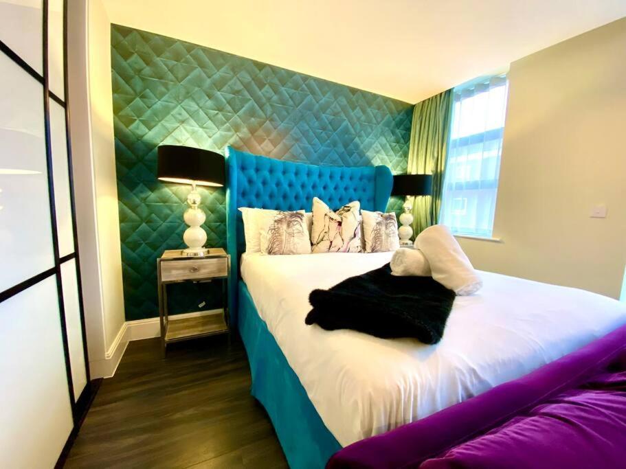 Stunning Apartment Suite - Free Parking & Wifi! 浦耳 外观 照片
